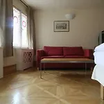 Mostecka 12 Hotel 3*