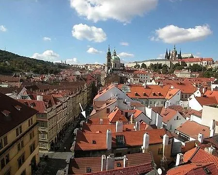 Mostecka 12 Prag