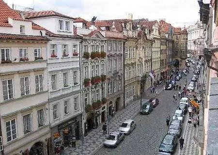 Mostecká 12