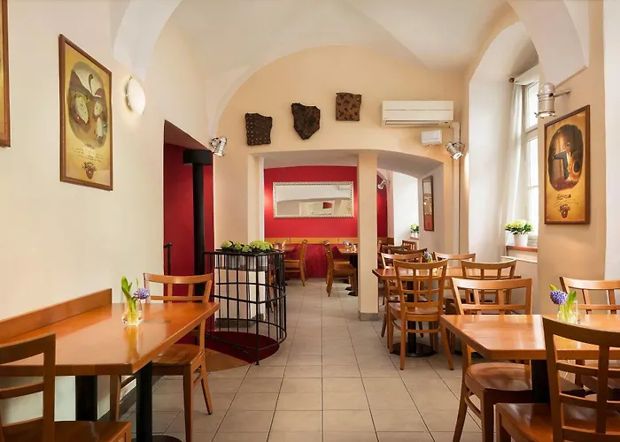 Hotel Mostecká 12